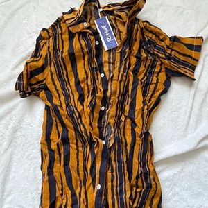 Men’s Romwe Button Up Shirt